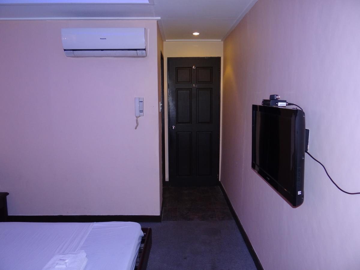 Elegance Guesthouse Pasay Ngoại thất bức ảnh